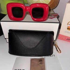Bold Red Square Sunglasses with Black Case #loewe
